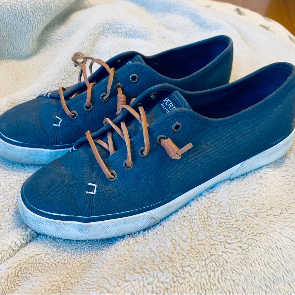 Sperry Crest Vibe Sneaker